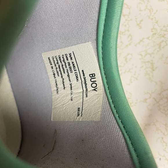 Buoy Children's Coral & Seafoam Rubber Slip On Deck Boots BB109 - Picture 3 of 3